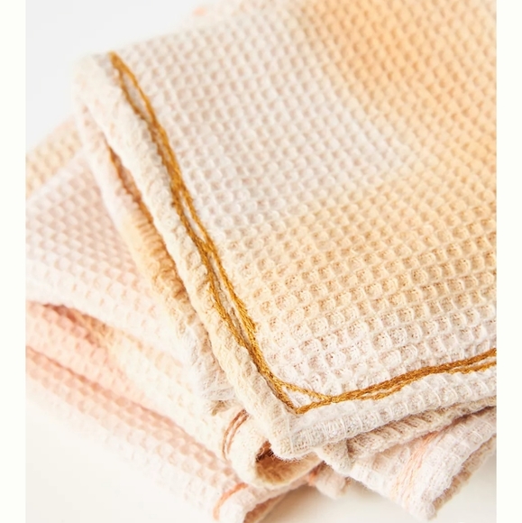 Anthropologie Amie Tie-Dye Dishcloths- set of 4 - Picture 2 of 7